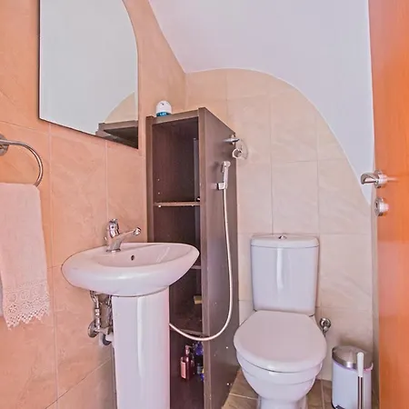 Beautiful 5 Star Holiday In A Prime Location In Sotira, Book Early To Secure Your Dates, Sotira 1200