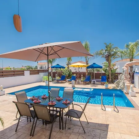 Beautiful 5 Star Holiday In A Prime Location In Sotira, Book Early To Secure Your Dates, Sotira 1200 *